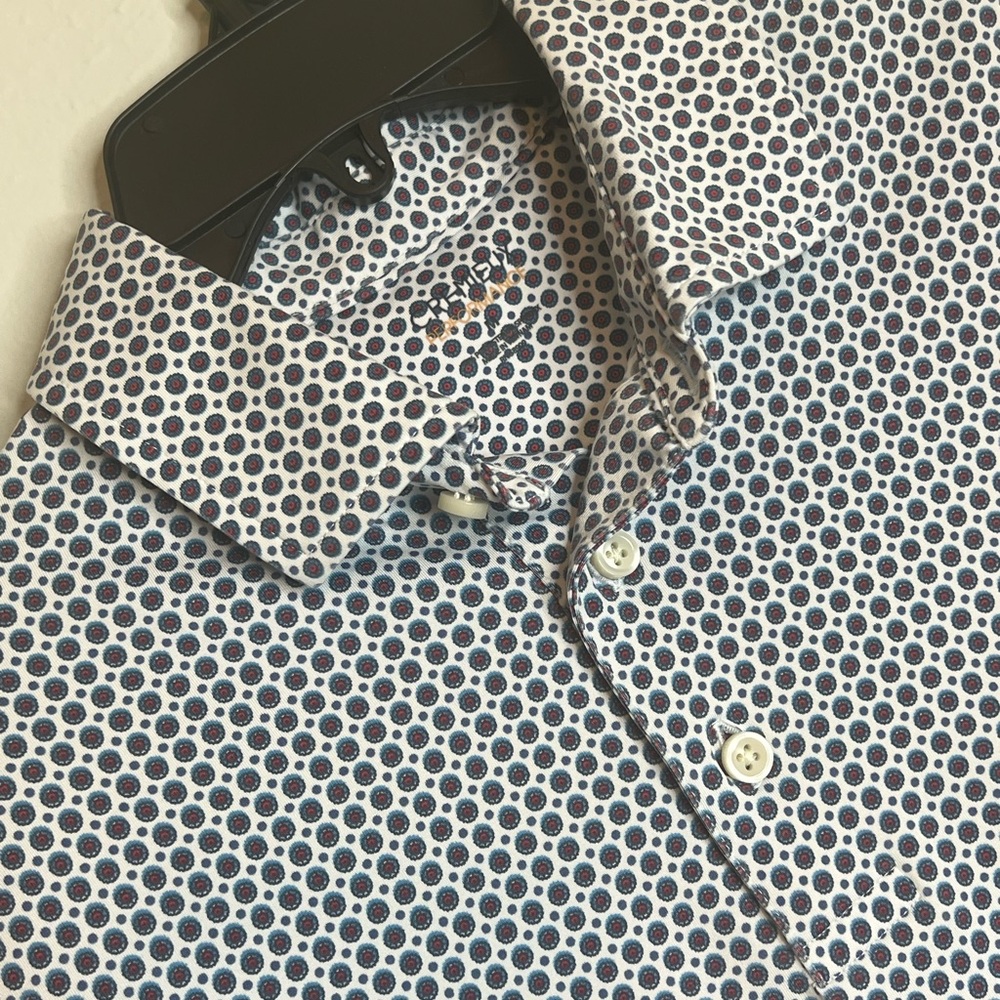 Cremieux Men's Medium Performance Short Sleeve Polka Dot Polyester Spandex Shirt